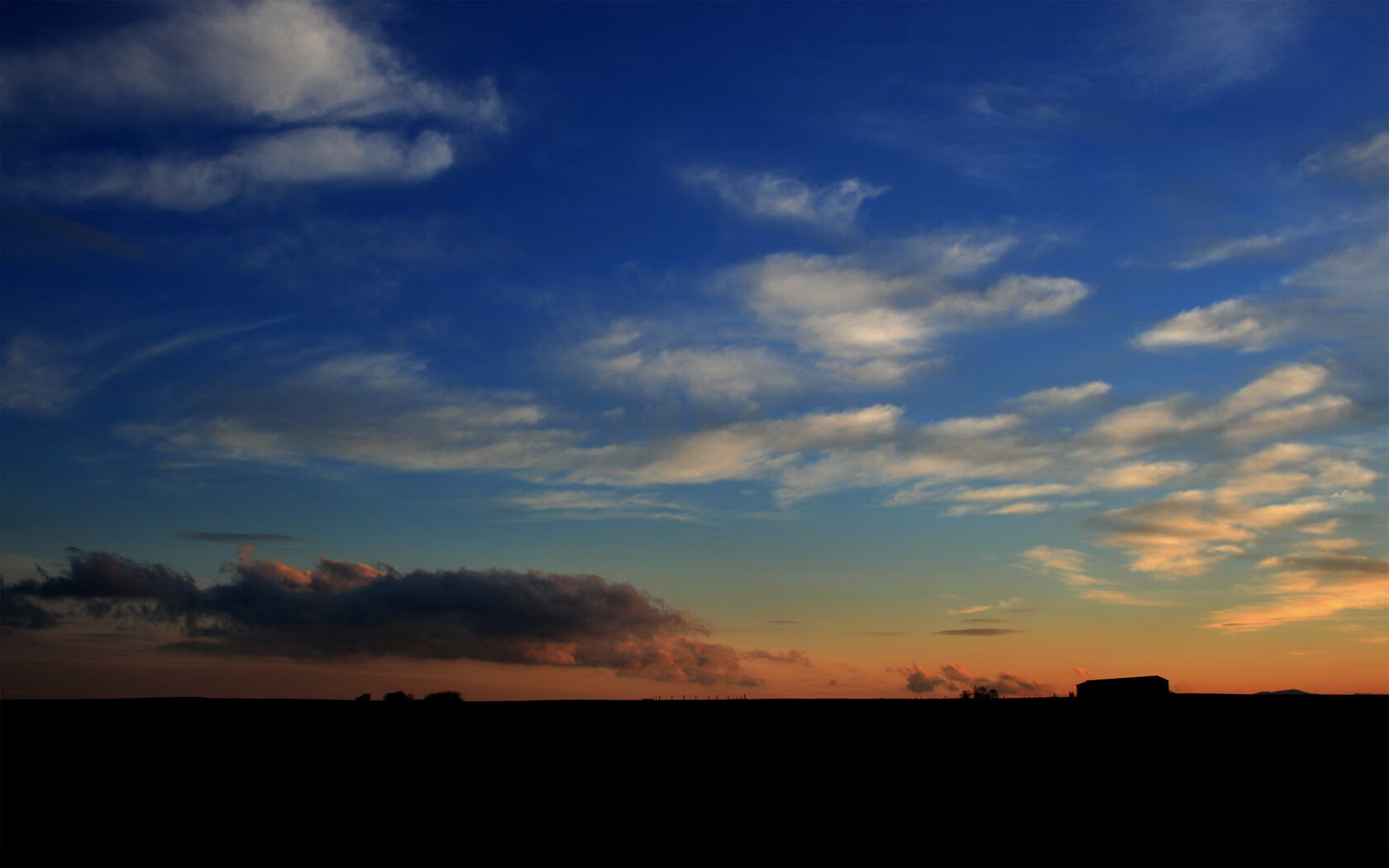 卡莱尔联头球争顶优势明显,蓝衫军盼止跌反弹,卡莱尔球员时期