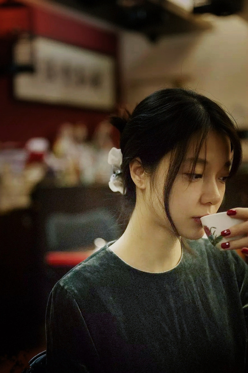 巨头对决,看谁能在赛场上占据主动,巨头大战