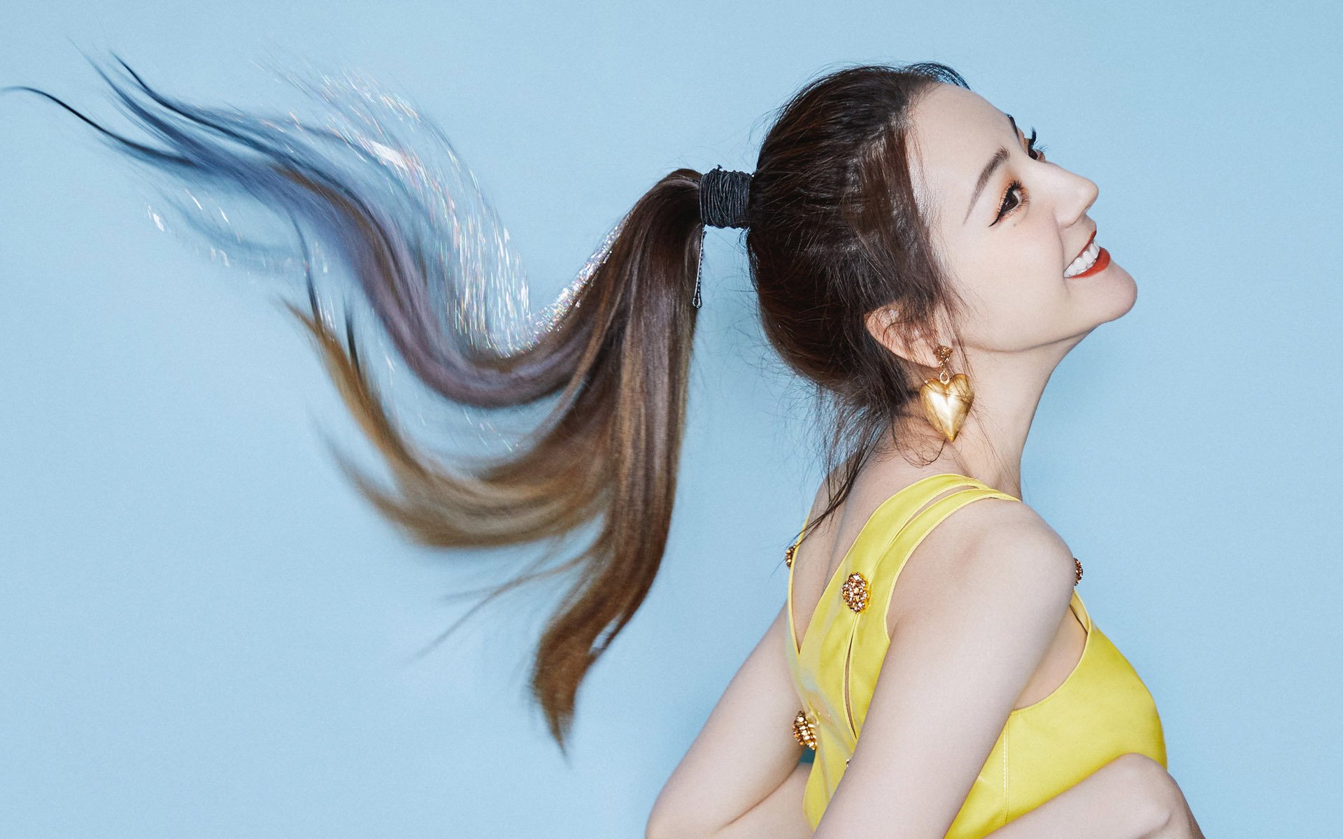 国际赛场表现引发反思国内联赛竞争是否足够，国际赛场上